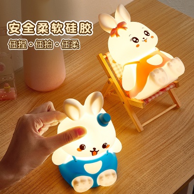 礼物送花鸭拍拍灯儿童卧室桌面硅胶灯氛围小夜灯摆件创意礼物厂家