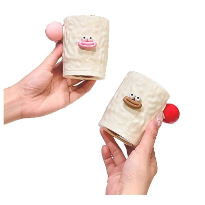 镜柜磁吸牙刷架倒扣漱口杯一家四口壁挂免打孔沥水牙刷牙杯收纳架